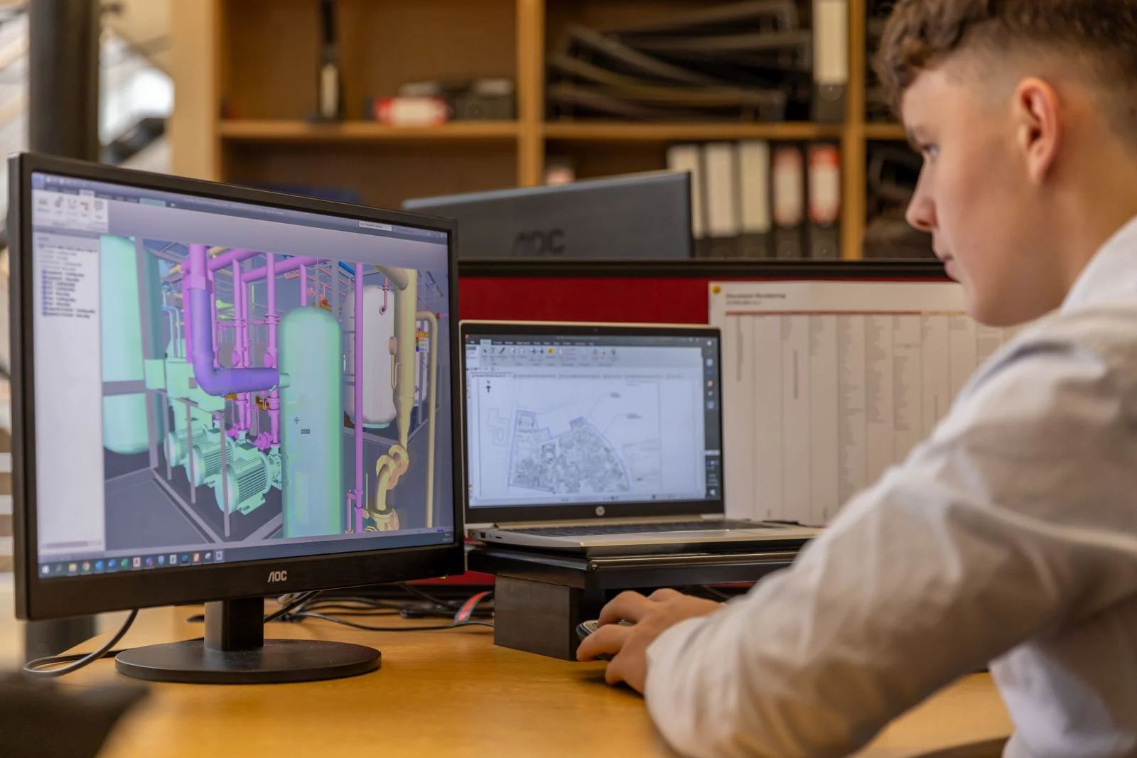 Building systems model and drawings on computer displays